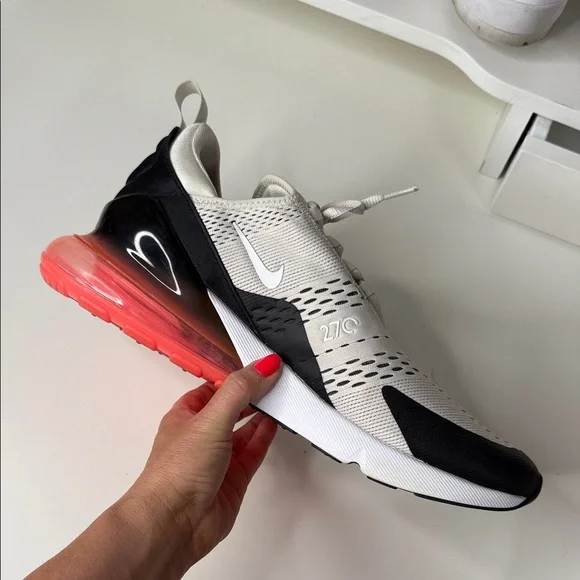 Nike Air Max 270 White and Black with Red Accents - Picture 6 of 8